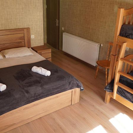 Archil And Nino Gigauri Guest House Kazbegi Eksteriør bilde